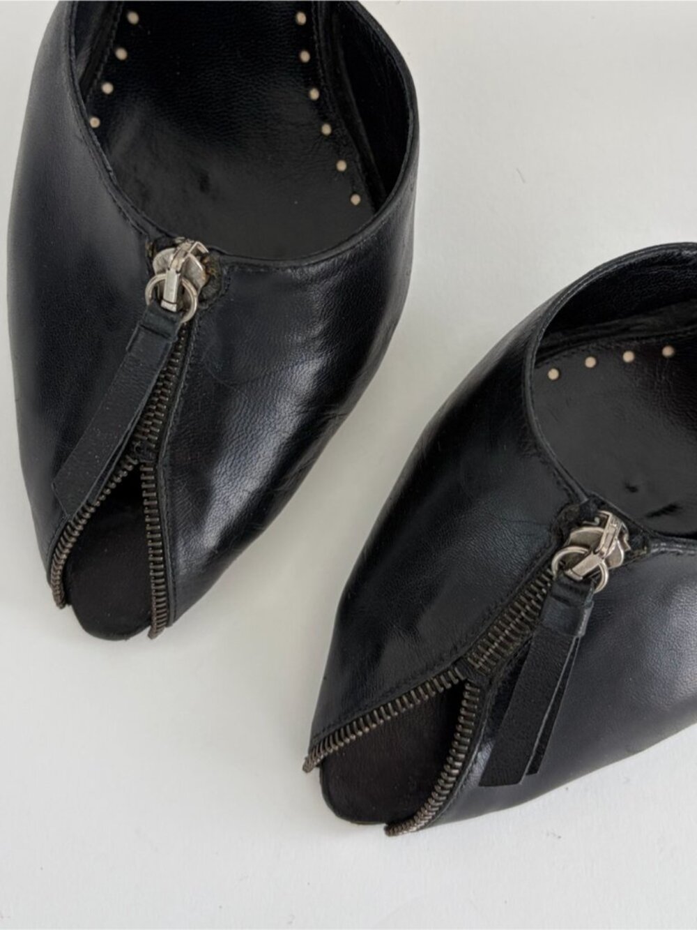 Vintage Yves Saint Laurent Black Leather Zip-Front Mule Heels - Picture 5 of 7